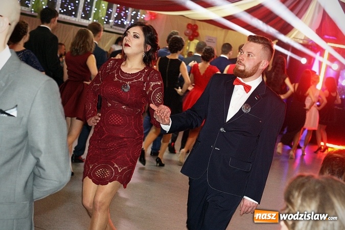 Zdjęcie w galerii na portalu naszwodzislaw.com: Studni&oacute;wka wodzisławskiego Ekonomika. Tak bawią się trzy klasy wiadomości z regionu