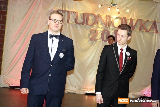 Zdjęcie w galerii na portalu naszwodzislaw.com: Studni&oacute;wka wodzisławskiego Ekonomika. Tak bawią się trzy klasy wiadomości z regionu