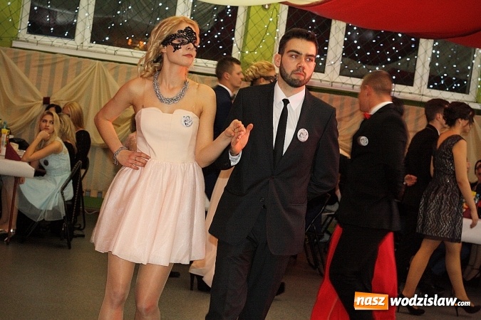 Zdjęcie w galerii na portalu naszwodzislaw.com: Studni&oacute;wka wodzisławskiego Ekonomika. Tak bawią się trzy klasy wiadomości z regionu