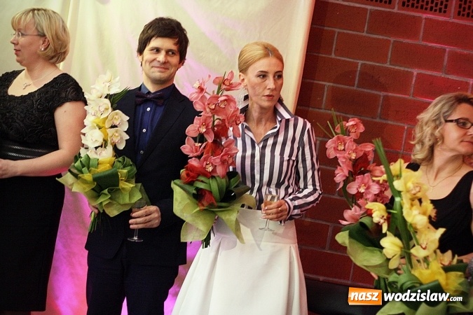 Zdjęcie w galerii na portalu naszwodzislaw.com: Studni&oacute;wka wodzisławskiego Ekonomika. Tak bawią się trzy klasy wiadomości z regionu