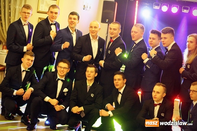 Zdjęcie w galerii na portalu naszwodzislaw.com: Za 88 dni matura. Uczniowie z ZST świętują w Gościńcu Wodzisławskim wiadomości z regionu