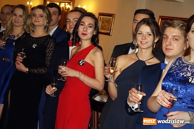 Zdjęcie w galerii na portalu naszwodzislaw.com: Za 88 dni matura. Uczniowie z ZST świętują w Gościńcu Wodzisławskim wiadomości z regionu