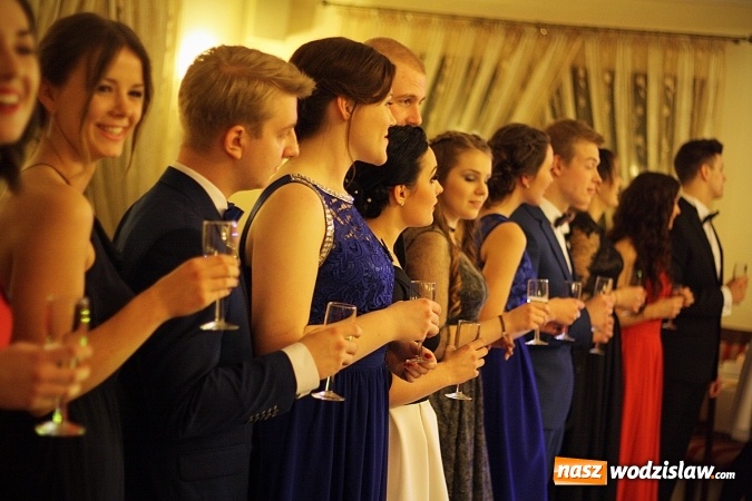 Zdjęcie w galerii na portalu naszwodzislaw.com: Za 88 dni matura. Uczniowie z ZST świętują w Gościńcu Wodzisławskim wiadomości z regionu