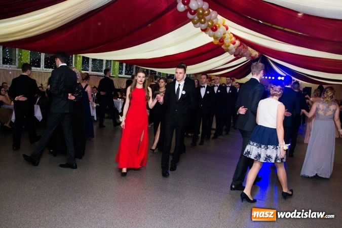 Zdjęcie w galerii na portalu naszwodzislaw.com: Drugi dzień studniówek w wodzisławskim Ekonomiku  wiadomości z regionu