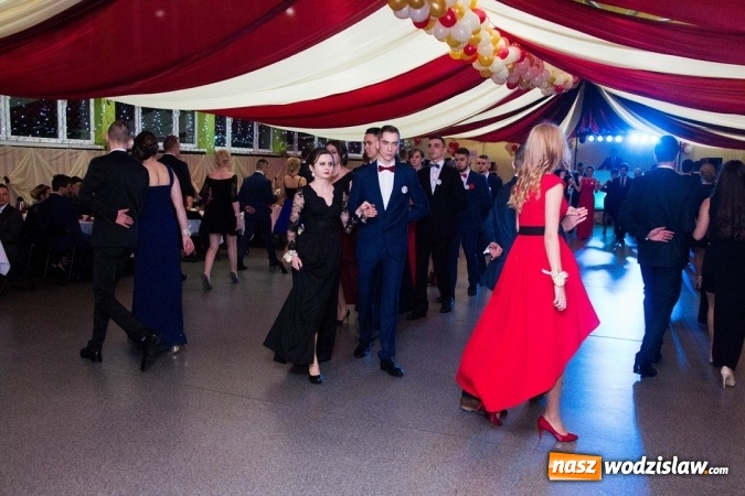 Zdjęcie w galerii na portalu naszwodzislaw.com: Drugi dzień studniówek w wodzisławskim Ekonomiku  wiadomości z regionu