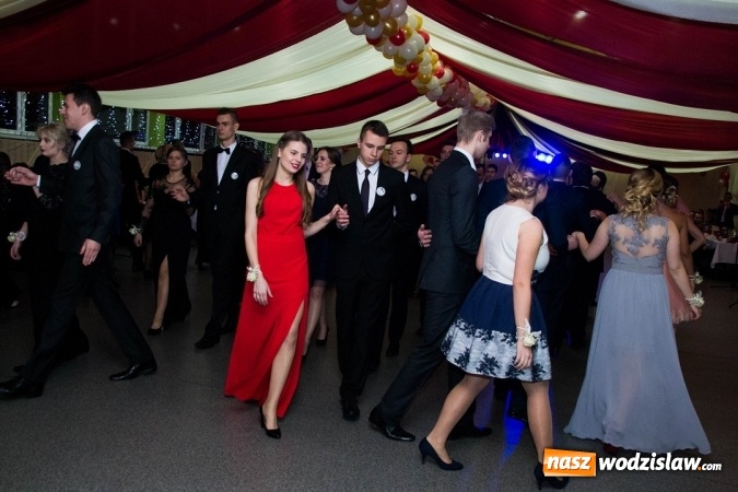 Zdjęcie w galerii na portalu naszwodzislaw.com: Drugi dzień studniówek w wodzisławskim Ekonomiku  wiadomości z regionu