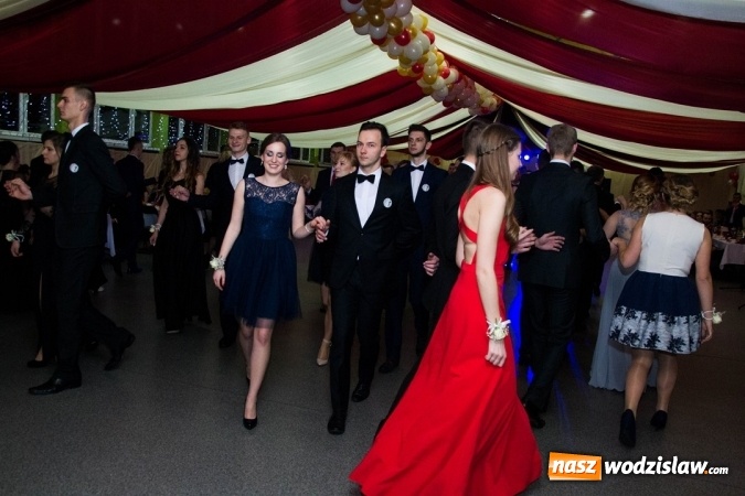 Zdjęcie w galerii na portalu naszwodzislaw.com: Drugi dzień studniówek w wodzisławskim Ekonomiku  wiadomości z regionu