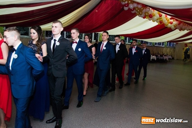 Zdjęcie w galerii na portalu naszwodzislaw.com: Drugi dzień studniówek w wodzisławskim Ekonomiku  wiadomości z regionu