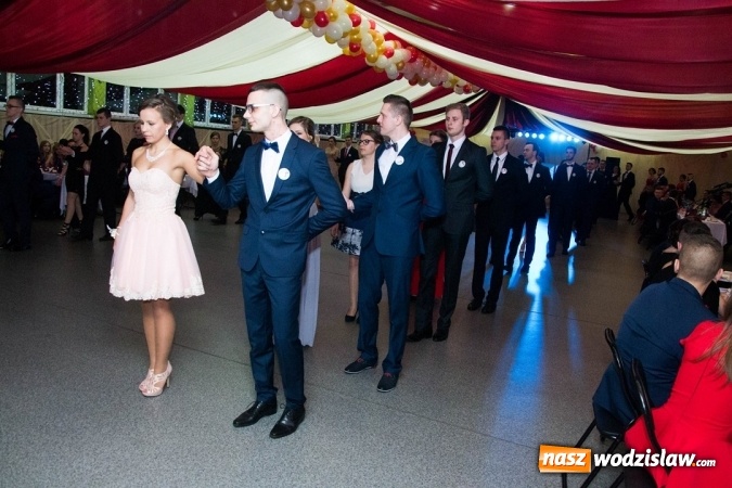 Zdjęcie w galerii na portalu naszwodzislaw.com: Drugi dzień studniówek w wodzisławskim Ekonomiku  wiadomości z regionu