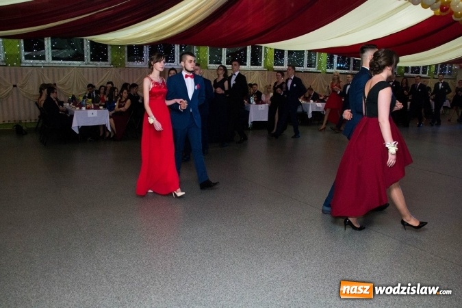 Zdjęcie w galerii na portalu naszwodzislaw.com: Drugi dzień studniówek w wodzisławskim Ekonomiku  wiadomości z regionu