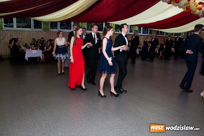 Zdjęcie w galerii na portalu naszwodzislaw.com: Drugi dzień studniówek w wodzisławskim Ekonomiku  wiadomości z regionu