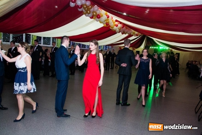 Zdjęcie w galerii na portalu naszwodzislaw.com: Drugi dzień studniówek w wodzisławskim Ekonomiku  wiadomości z regionu