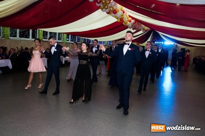 Zdjęcie w galerii na portalu naszwodzislaw.com: Drugi dzień studniówek w wodzisławskim Ekonomiku  wiadomości z regionu