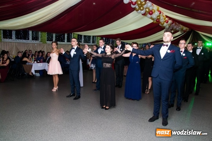 Zdjęcie w galerii na portalu naszwodzislaw.com: Drugi dzień studniówek w wodzisławskim Ekonomiku  wiadomości z regionu