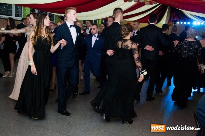 Zdjęcie w galerii na portalu naszwodzislaw.com: Drugi dzień studniówek w wodzisławskim Ekonomiku  wiadomości z regionu