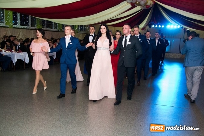 Zdjęcie w galerii na portalu naszwodzislaw.com: Drugi dzień studniówek w wodzisławskim Ekonomiku  wiadomości z regionu