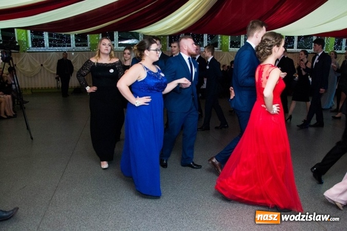 Zdjęcie w galerii na portalu naszwodzislaw.com: Drugi dzień studniówek w wodzisławskim Ekonomiku  wiadomości z regionu