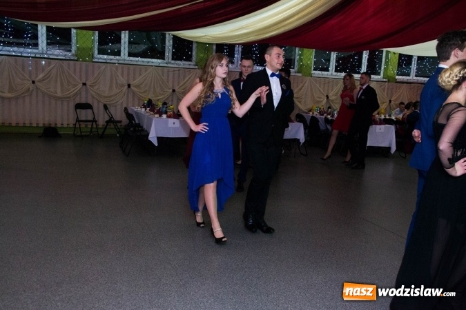 Zdjęcie w galerii na portalu naszwodzislaw.com: Drugi dzień studniówek w wodzisławskim Ekonomiku  wiadomości z regionu