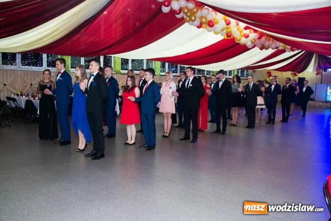 Zdjęcie w galerii na portalu naszwodzislaw.com: Drugi dzień studniówek w wodzisławskim Ekonomiku  wiadomości z regionu