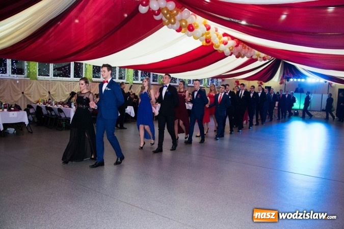 Zdjęcie w galerii na portalu naszwodzislaw.com: Drugi dzień studniówek w wodzisławskim Ekonomiku  wiadomości z regionu