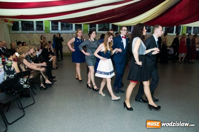 Zdjęcie w galerii na portalu naszwodzislaw.com: Drugi dzień studniówek w wodzisławskim Ekonomiku  wiadomości z regionu