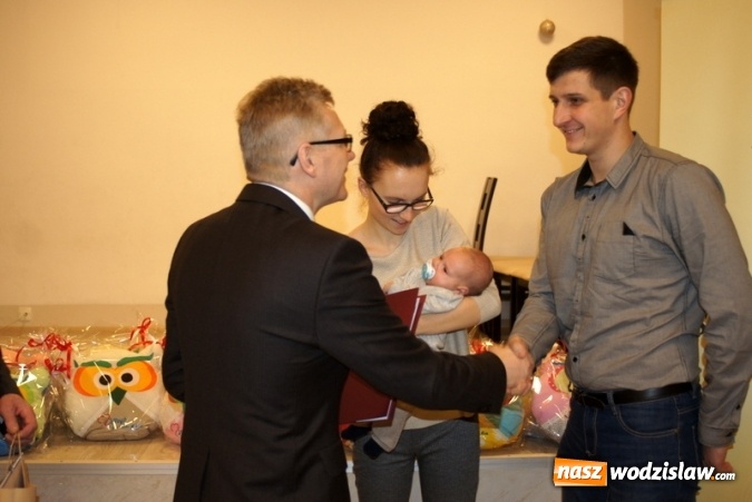 Zdjęcie w galerii na portalu naszwodzislaw.com: Mszana: Gwarno i wesoło na spotkaniu z najmłodszymi mieszkańcami wiadomości z regionu