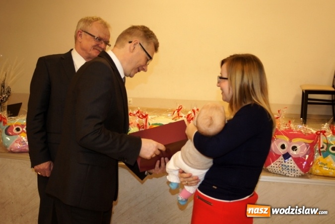 Zdjęcie w galerii na portalu naszwodzislaw.com: Mszana: Gwarno i wesoło na spotkaniu z najmłodszymi mieszkańcami wiadomości z regionu