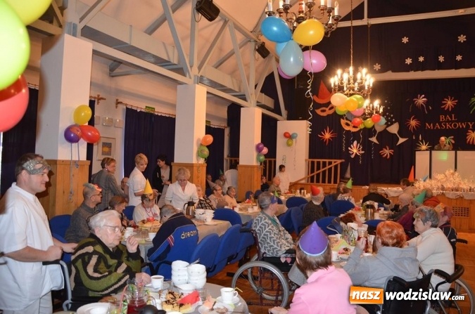 Zdjęcie w galerii na portalu naszwodzislaw.com: Karnawałowa maskarada w gorzyckim DPS wiadomości z regionu