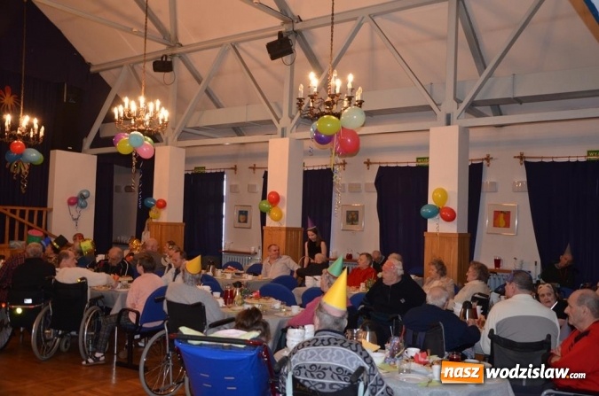 Zdjęcie w galerii na portalu naszwodzislaw.com: Karnawałowa maskarada w gorzyckim DPS wiadomości z regionu