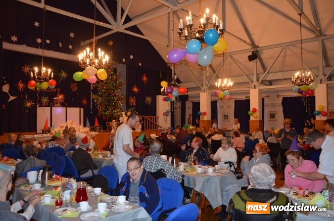 Zdjęcie w galerii na portalu naszwodzislaw.com: Karnawałowa maskarada w gorzyckim DPS wiadomości z regionu