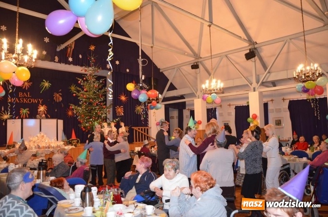 Zdjęcie w galerii na portalu naszwodzislaw.com: Karnawałowa maskarada w gorzyckim DPS wiadomości z regionu