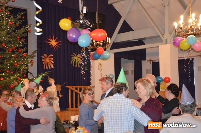 Zdjęcie w galerii na portalu naszwodzislaw.com: Karnawałowa maskarada w gorzyckim DPS wiadomości z regionu