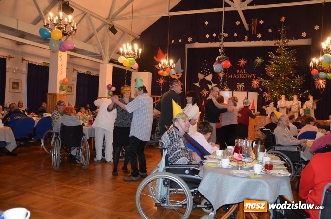 Zdjęcie w galerii na portalu naszwodzislaw.com: Karnawałowa maskarada w gorzyckim DPS wiadomości z regionu