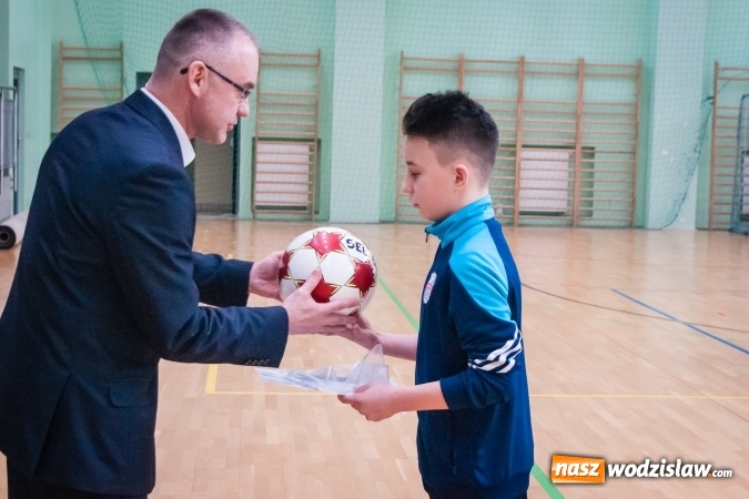 Zdjęcie w galerii na portalu naszwodzislaw.com: Zimowa Liga Halowa. Naprzód Rydułtowy wygrał Ligę Europy. Wysokie miejsca zespołów z regionu w Lidze Mistrzów wiadomości z regionu