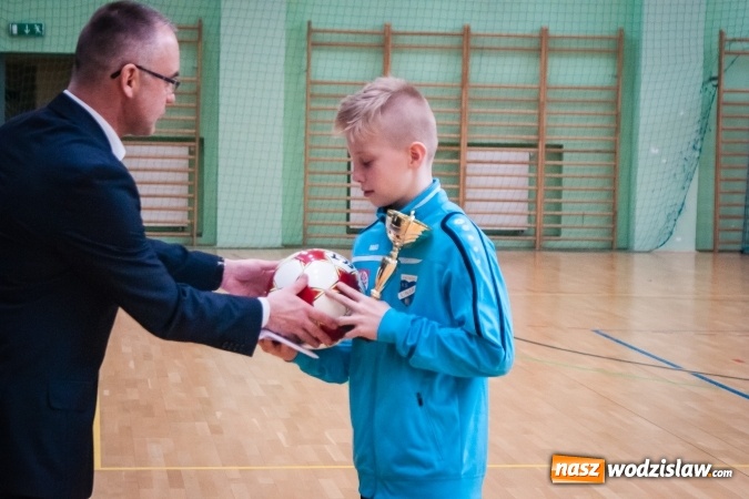 Zdjęcie w galerii na portalu naszwodzislaw.com: Zimowa Liga Halowa. Naprzód Rydułtowy wygrał Ligę Europy. Wysokie miejsca zespołów z regionu w Lidze Mistrzów wiadomości z regionu