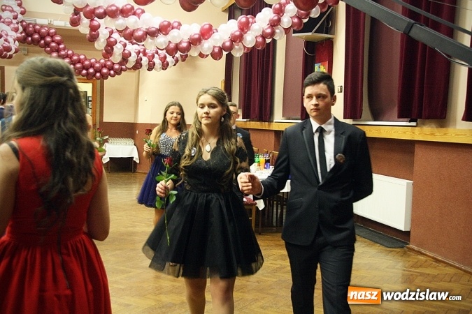 Zdjęcie w galerii na portalu naszwodzislaw.com: I LO w Wodzisławiu Śląskim zakończyło maraton studni&oacute;wkowy. Zobacz zdjęcia wiadomości z regionu