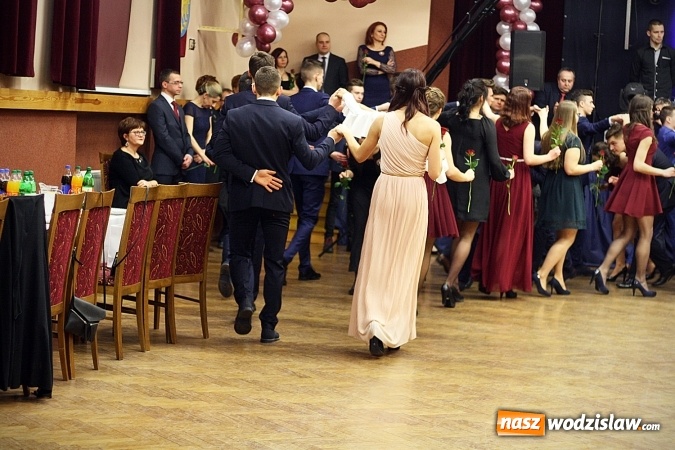 Zdjęcie w galerii na portalu naszwodzislaw.com: I LO w Wodzisławiu Śląskim zakończyło maraton studni&oacute;wkowy. Zobacz zdjęcia wiadomości z regionu