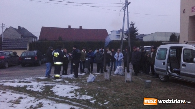 Zdjęcie w galerii na portalu naszwodzislaw.com: Pokaz górnego spalania w Kokoszycach wiadomości z regionu