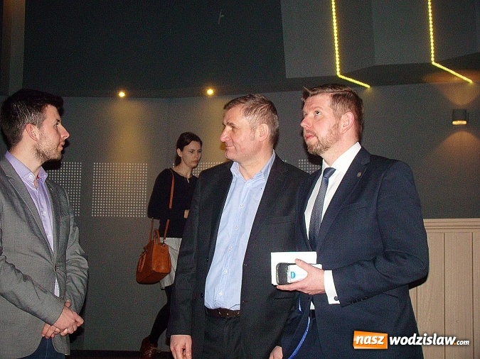 Zdjęcie w galerii na portalu naszwodzislaw.com: WCK prezentuje odnowioną salę widowiskową  wiadomości z regionu