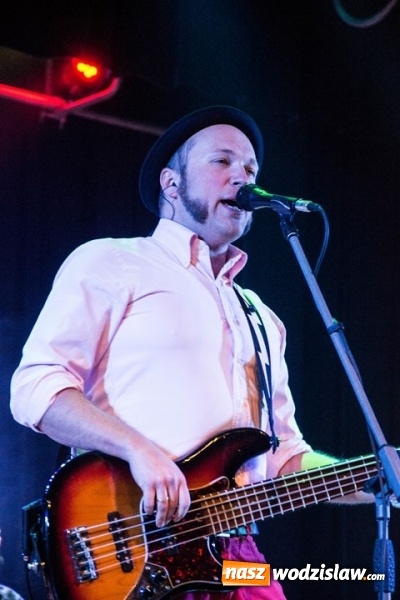 Zdjęcie w galerii na portalu naszwodzislaw.com: Walentynki w Radlinie: Cała Góra Barwinków  wiadomości z regionu