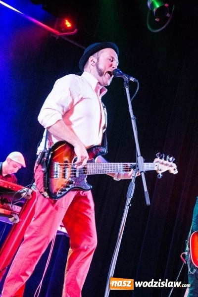 Zdjęcie w galerii na portalu naszwodzislaw.com: Walentynki w Radlinie: Cała Góra Barwinków  wiadomości z regionu