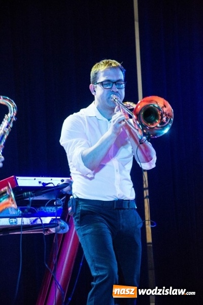 Zdjęcie w galerii na portalu naszwodzislaw.com: Walentynki w Radlinie: Cała Góra Barwinków  wiadomości z regionu