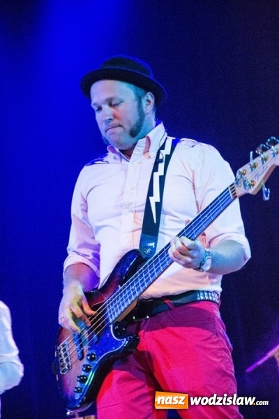 Zdjęcie w galerii na portalu naszwodzislaw.com: Walentynki w Radlinie: Cała Góra Barwinków  wiadomości z regionu