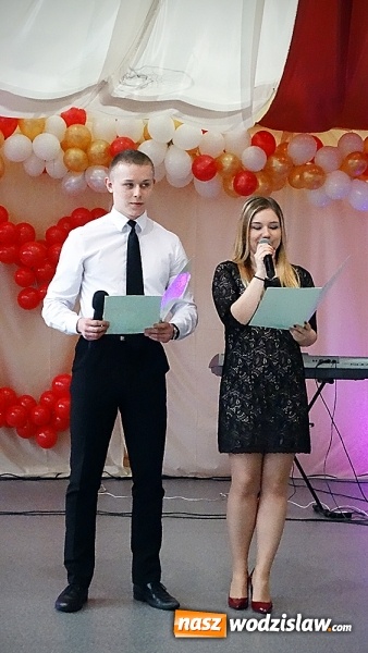 Zdjęcie w galerii na portalu naszwodzislaw.com: Otwórzmy nasze serca. Wodzisławski Ekonomik charytatywnie wiadomości z regionu