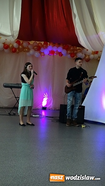 Zdjęcie w galerii na portalu naszwodzislaw.com: Otwórzmy nasze serca. Wodzisławski Ekonomik charytatywnie wiadomości z regionu