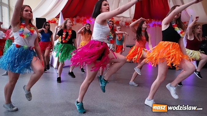 Zdjęcie w galerii na portalu naszwodzislaw.com: Otwórzmy nasze serca. Wodzisławski Ekonomik charytatywnie wiadomości z regionu