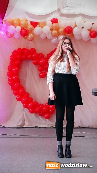 Zdjęcie w galerii na portalu naszwodzislaw.com: Otwórzmy nasze serca. Wodzisławski Ekonomik charytatywnie wiadomości z regionu