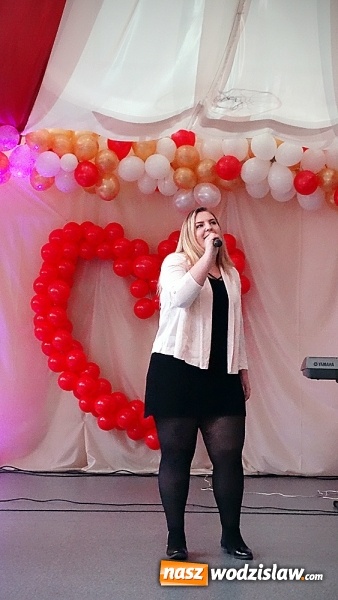 Zdjęcie w galerii na portalu naszwodzislaw.com: Otwórzmy nasze serca. Wodzisławski Ekonomik charytatywnie wiadomości z regionu