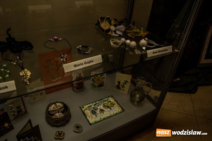 Zdjęcie w galerii na portalu naszwodzislaw.com: Wodzisławski Uniwersytet Trzeciego Wieku. Zorganizowano wystawę z okazji 10-lecia  wiadomości z regionu