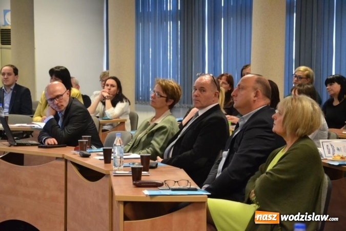 Zdjęcie w galerii na portalu naszwodzislaw.com: Za nami forum poświęcone wartościom młodzieży  wiadomości z regionu